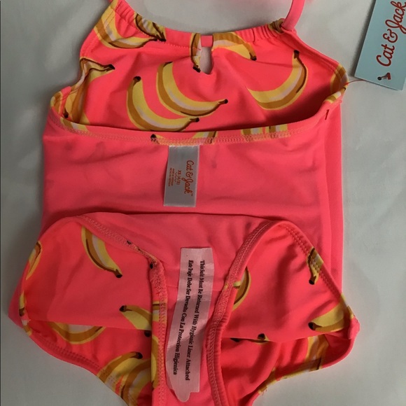 Cat & back - Picture 2 of 3